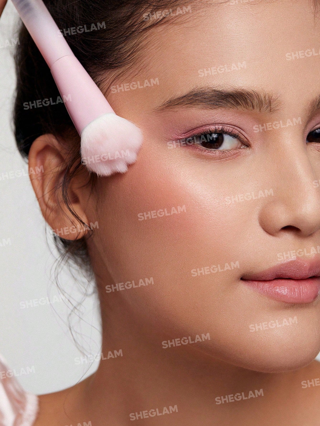Sheglam blush brush