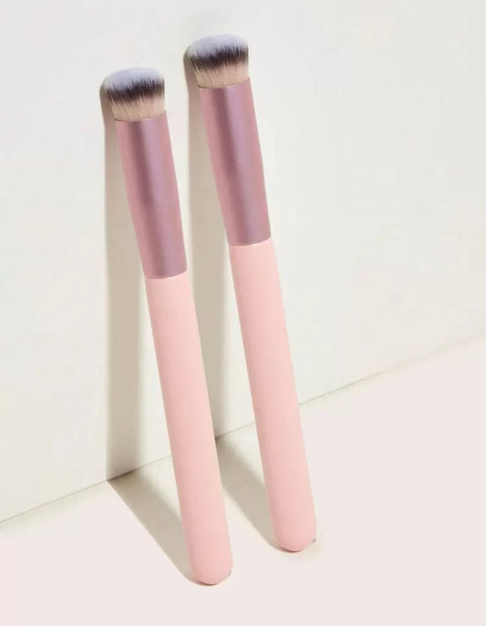 Concealer round brush